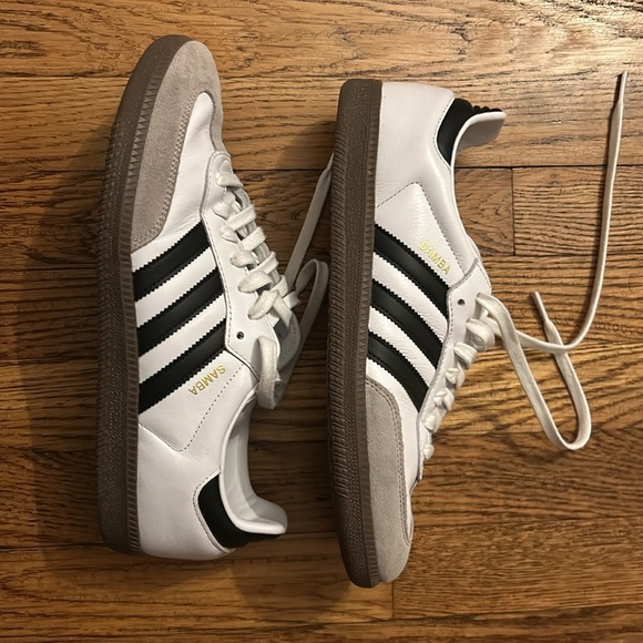 adidas Samba Classic White Gum Sole - Picture 3 of 5